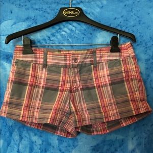 Volcom Plaid Shorts. Juniors Size 5. NWOT